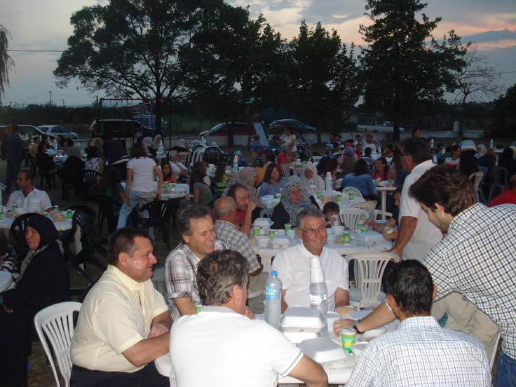 asagikoy dernegi iftari (2).jpg